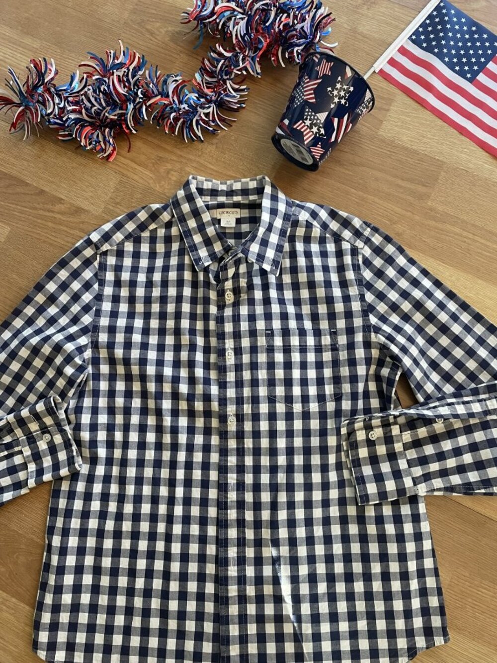Crewcuts boys size 12 L/S button down Gingham shirt 98% cotton
